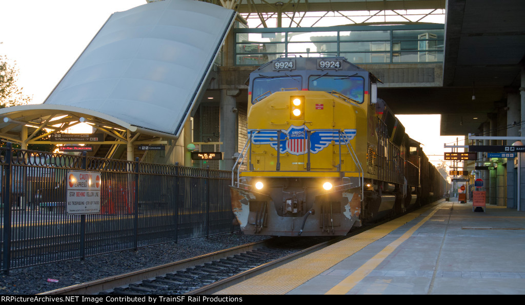 UP 9924 Leads the Mission Bay Local